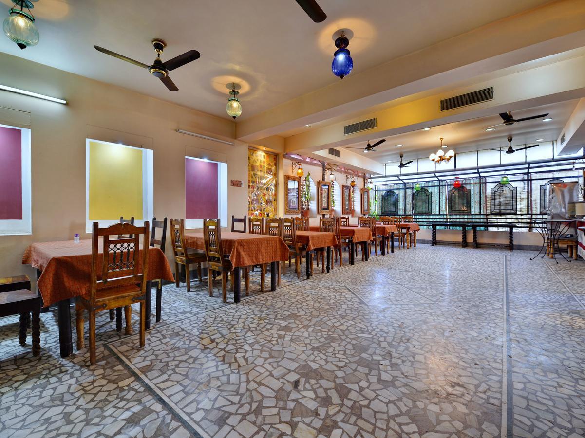Oyo 9900 Hotel Pioneer Plaza Jodhpur  Eksteriør bilde