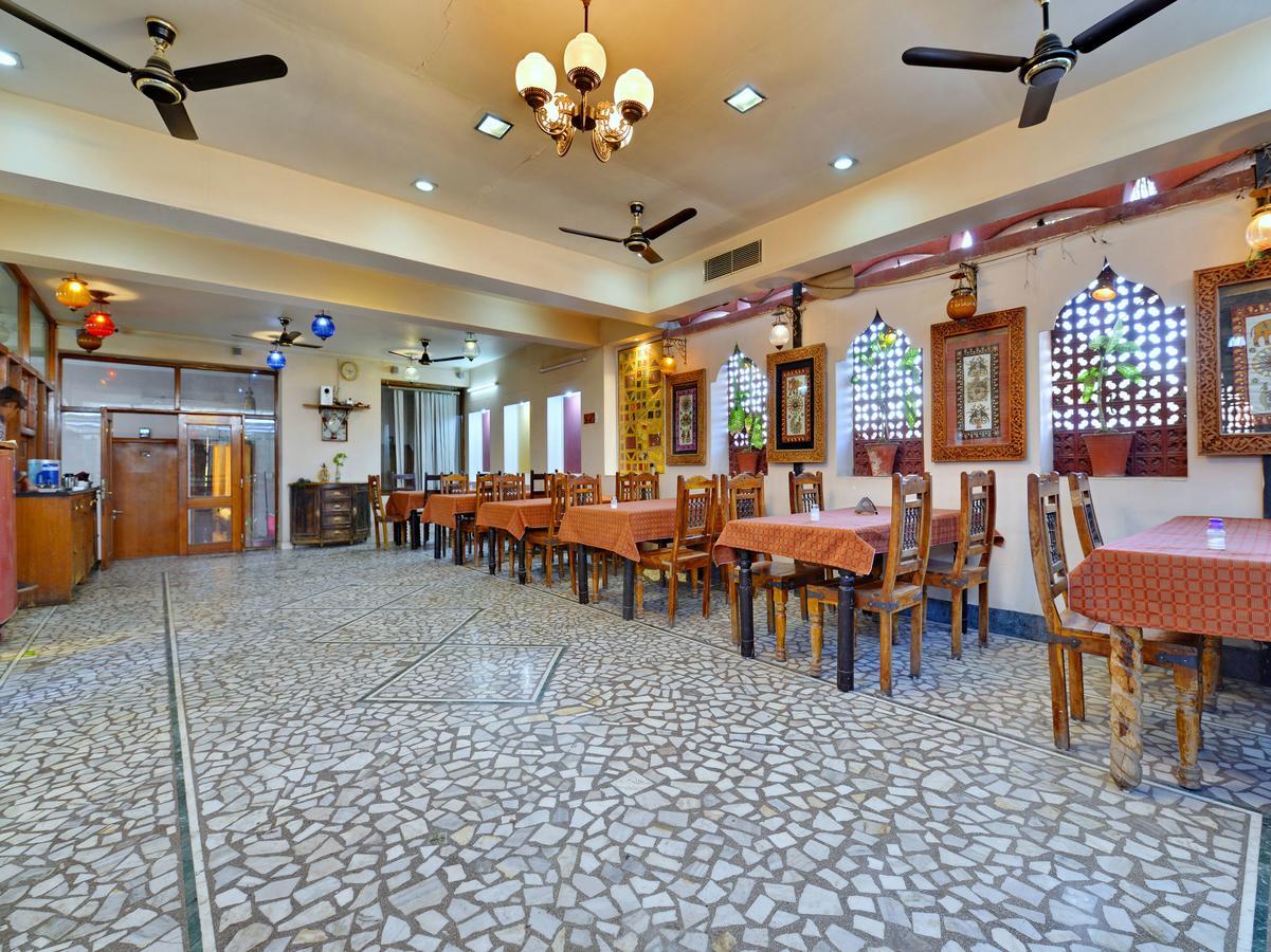 Oyo 9900 Hotel Pioneer Plaza Jodhpur  Eksteriør bilde