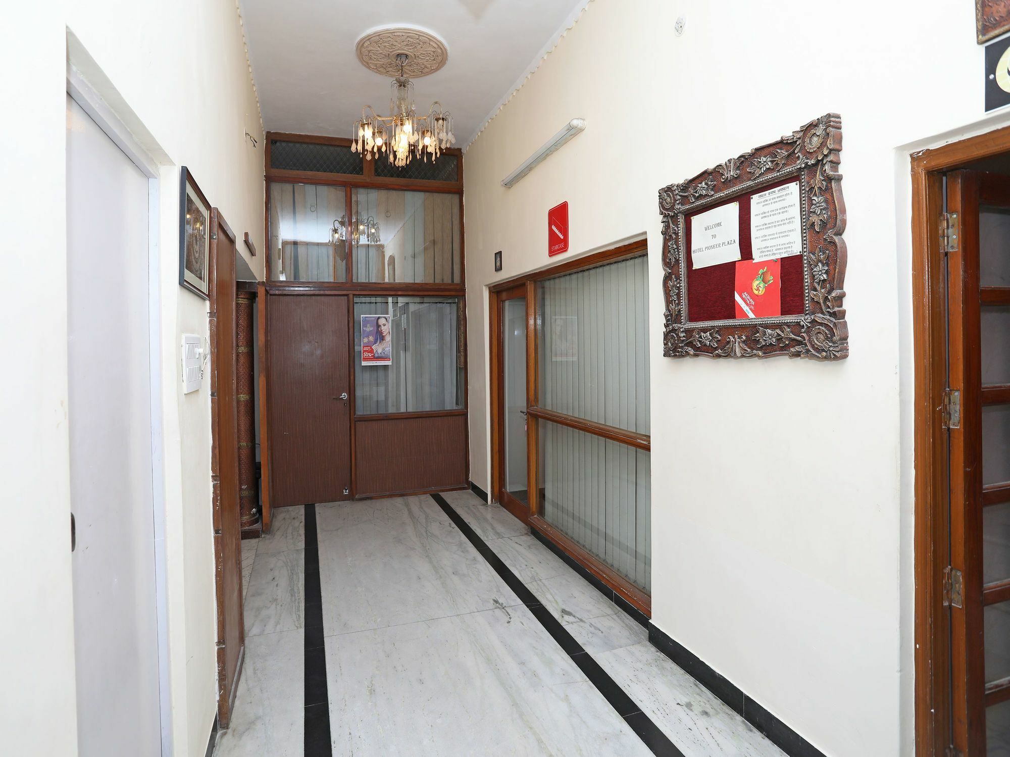 Oyo 9900 Hotel Pioneer Plaza Jodhpur  Eksteriør bilde
